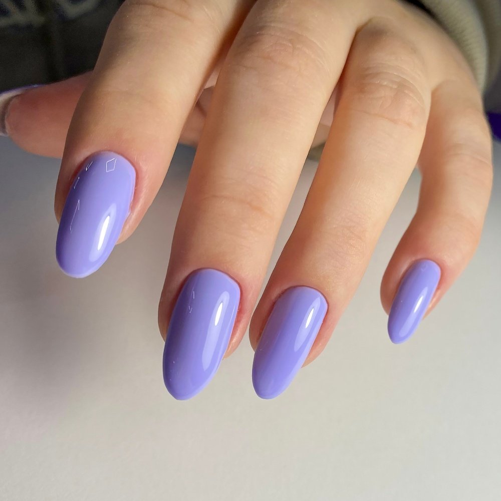 Lavender ombre nails blending into chrome nails, showcasing lavender nails designs for a perfect summer nails look.